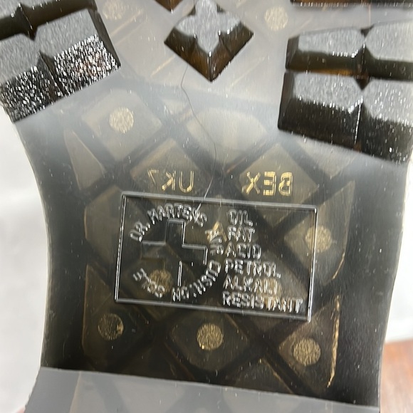 NWOT Dr. Martens 1461 Quad Black Patent Distressed Platform Shoe - Picture 7 of 8